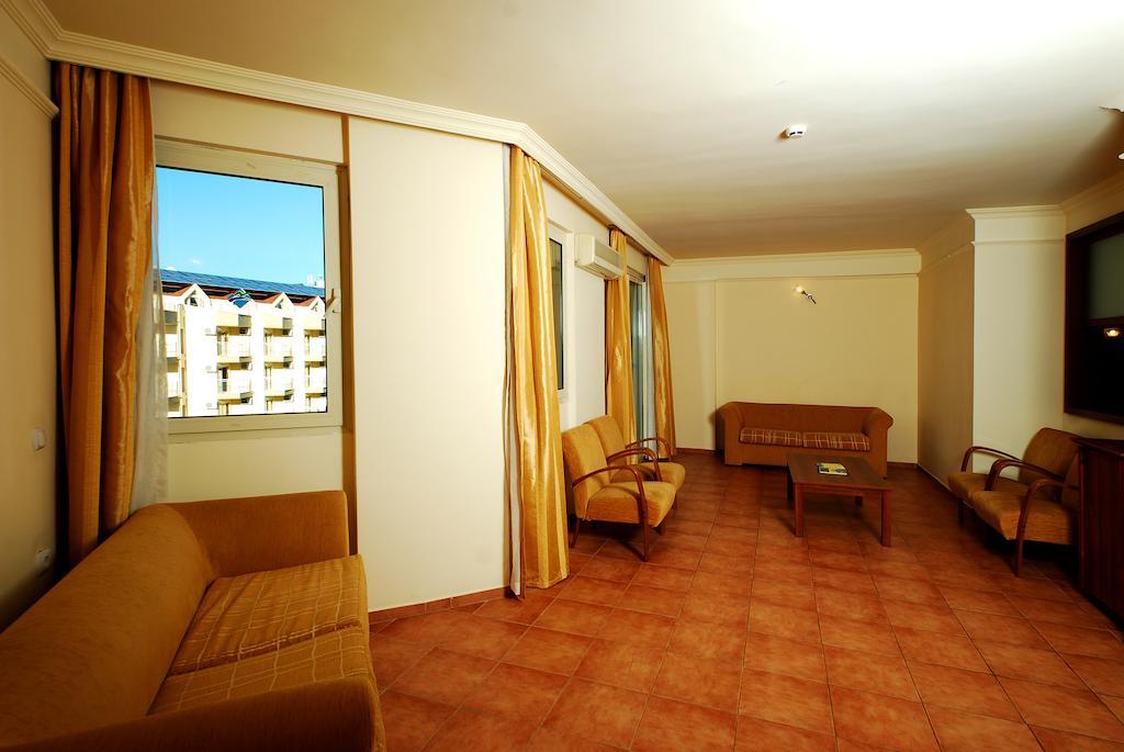 Luna Beach Deluxe Hotel Marmaris Room photo