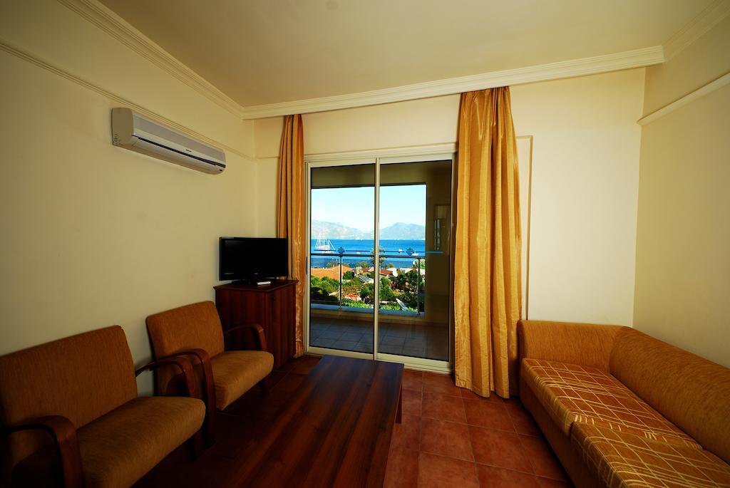 Luna Beach Deluxe Hotel Marmaris Room photo